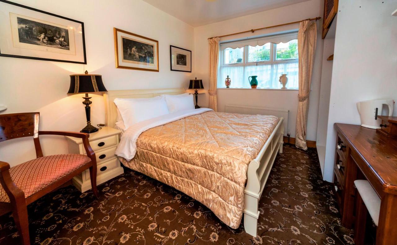The Gallery B&B, The Glen, Kinsale ,County Cork Eksteriør billede