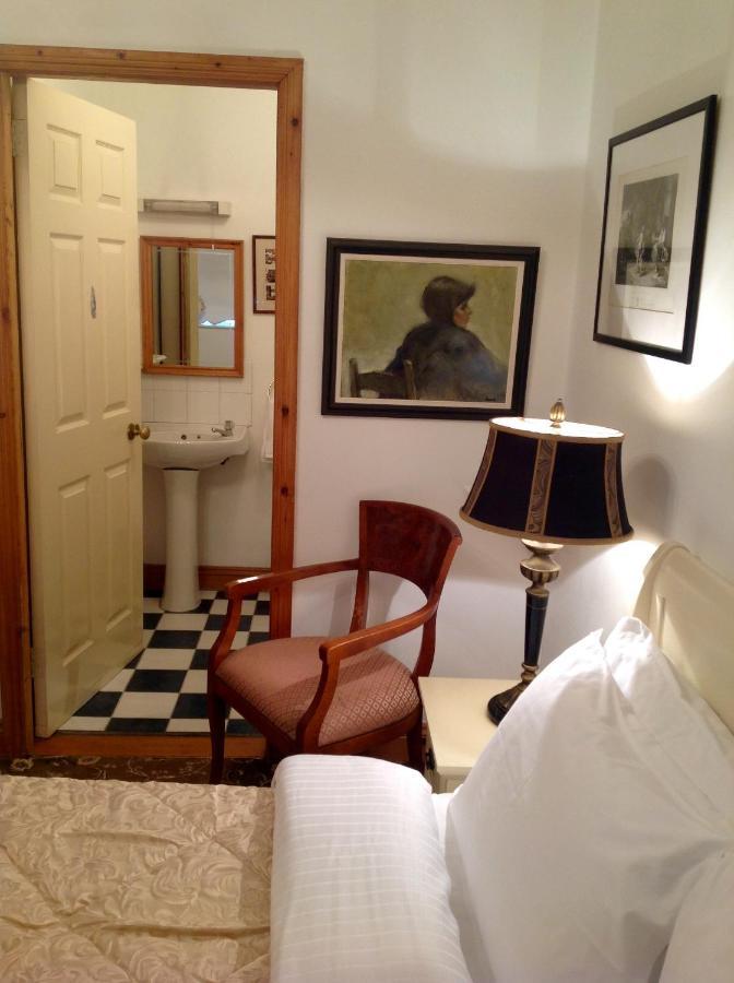 The Gallery B&B, The Glen, Kinsale ,County Cork Eksteriør billede
