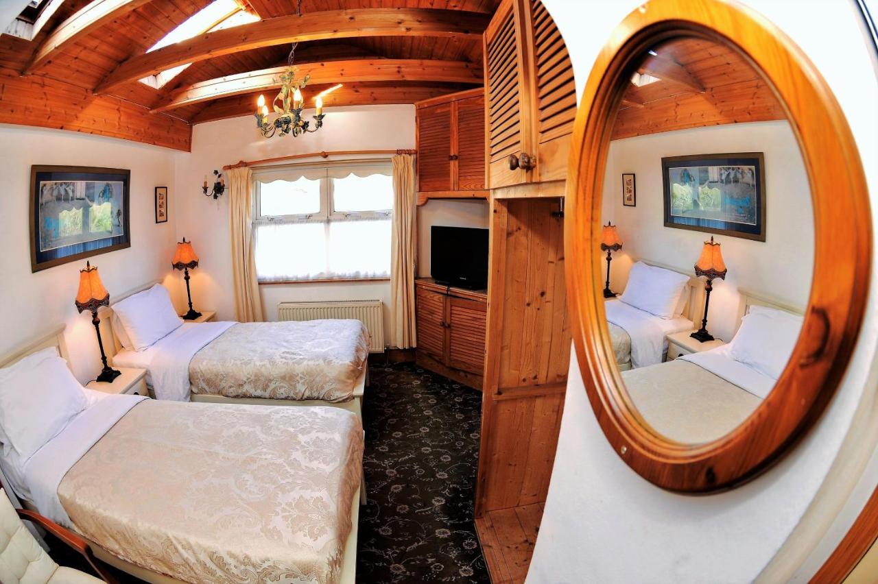 The Gallery B&B, The Glen, Kinsale ,County Cork Eksteriør billede