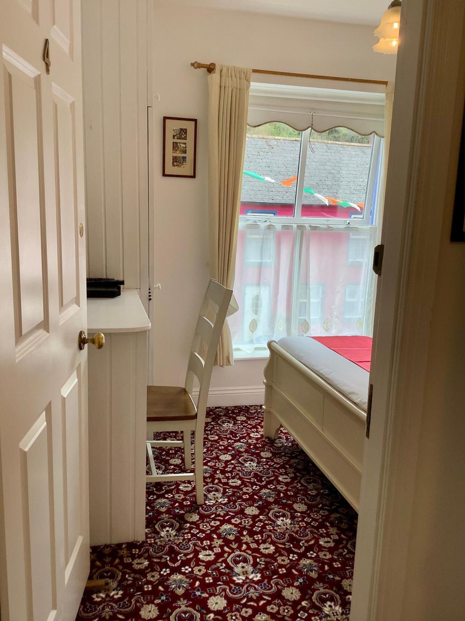 The Gallery B&B, The Glen, Kinsale ,County Cork Eksteriør billede