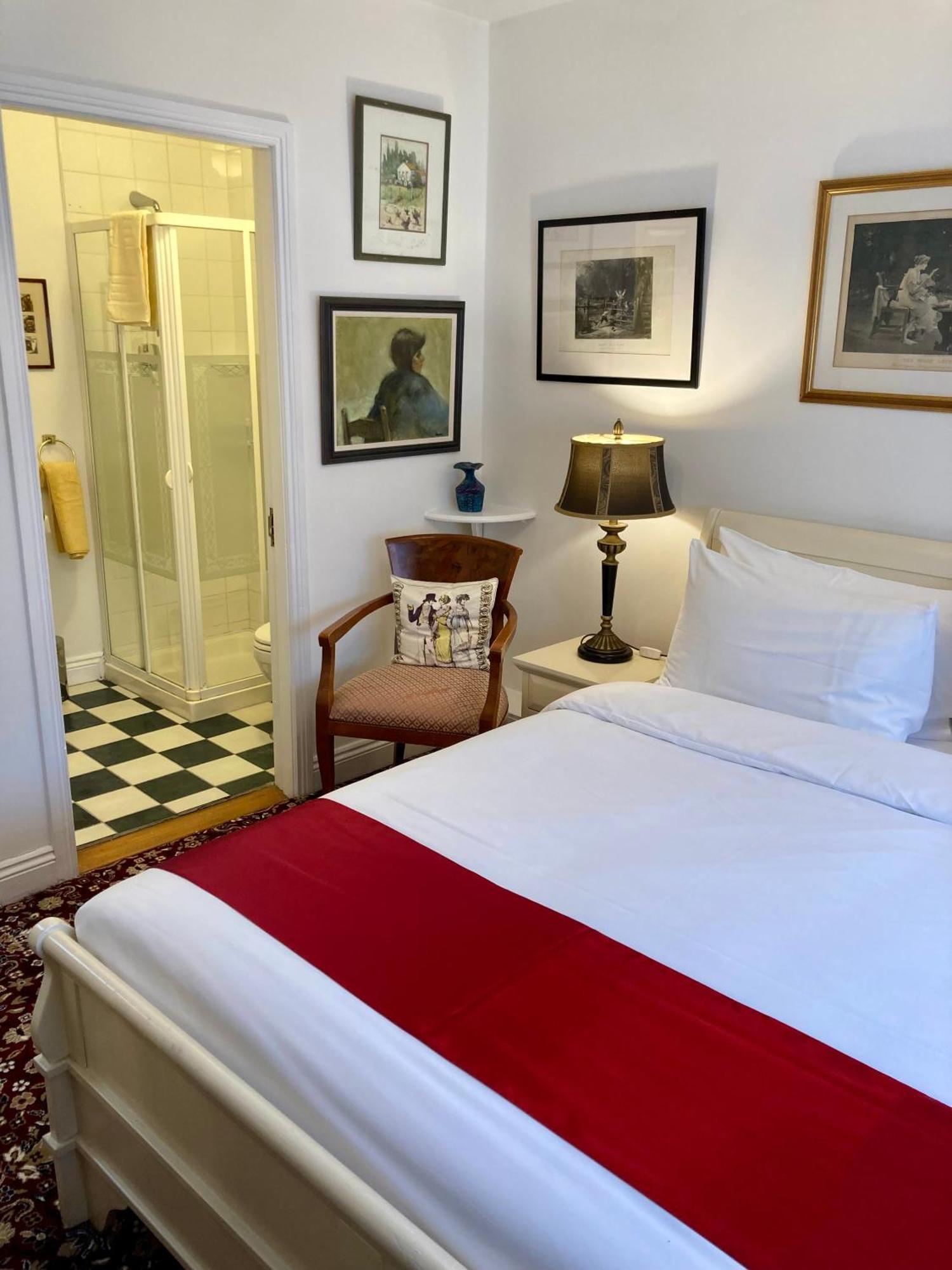 The Gallery B&B, The Glen, Kinsale ,County Cork Eksteriør billede